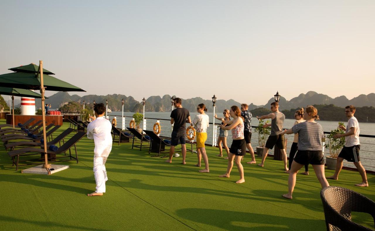 Hotel Dora Cruise By Hag à Hạ Long Extérieur photo
