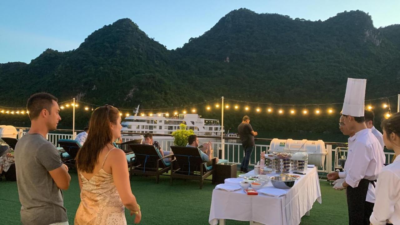 Hotel Dora Cruise By Hag à Hạ Long Extérieur photo