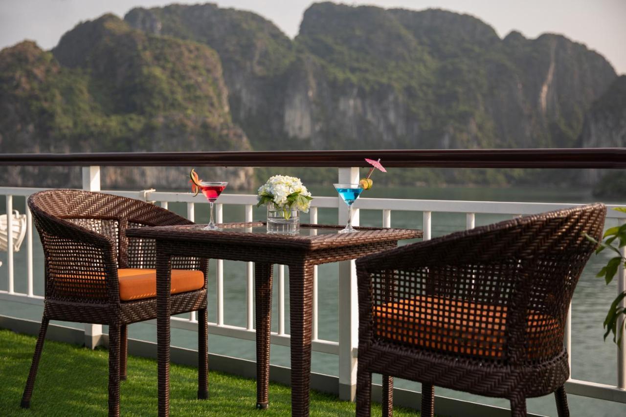 Hotel Dora Cruise By Hag à Hạ Long Extérieur photo