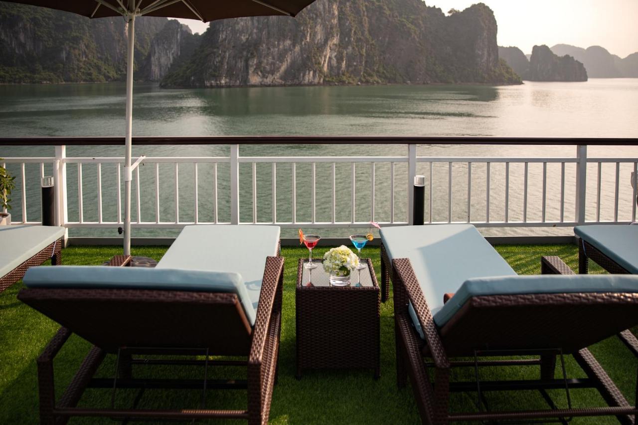 Hotel Dora Cruise By Hag à Hạ Long Extérieur photo