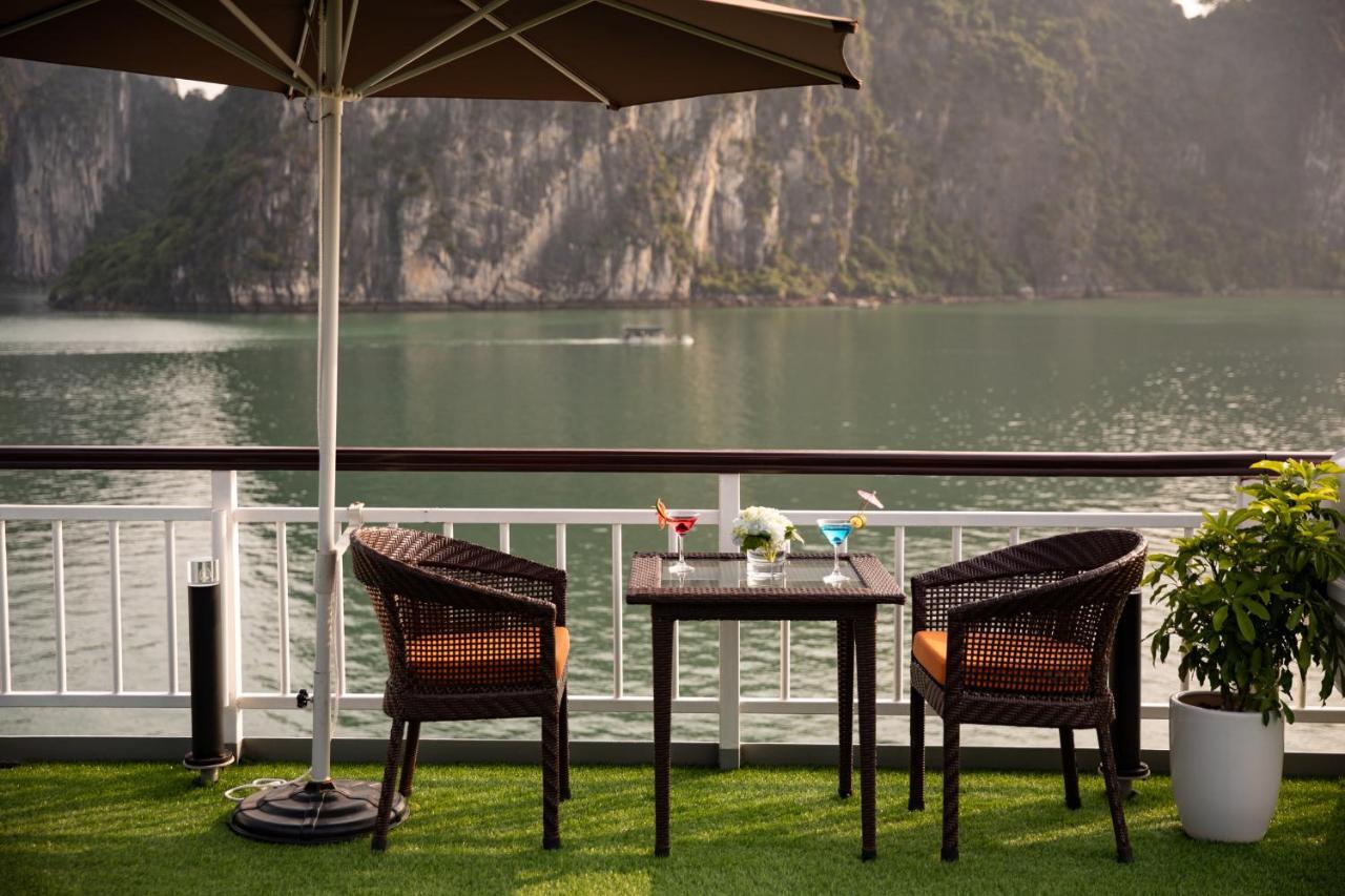 Hotel Dora Cruise By Hag à Hạ Long Extérieur photo