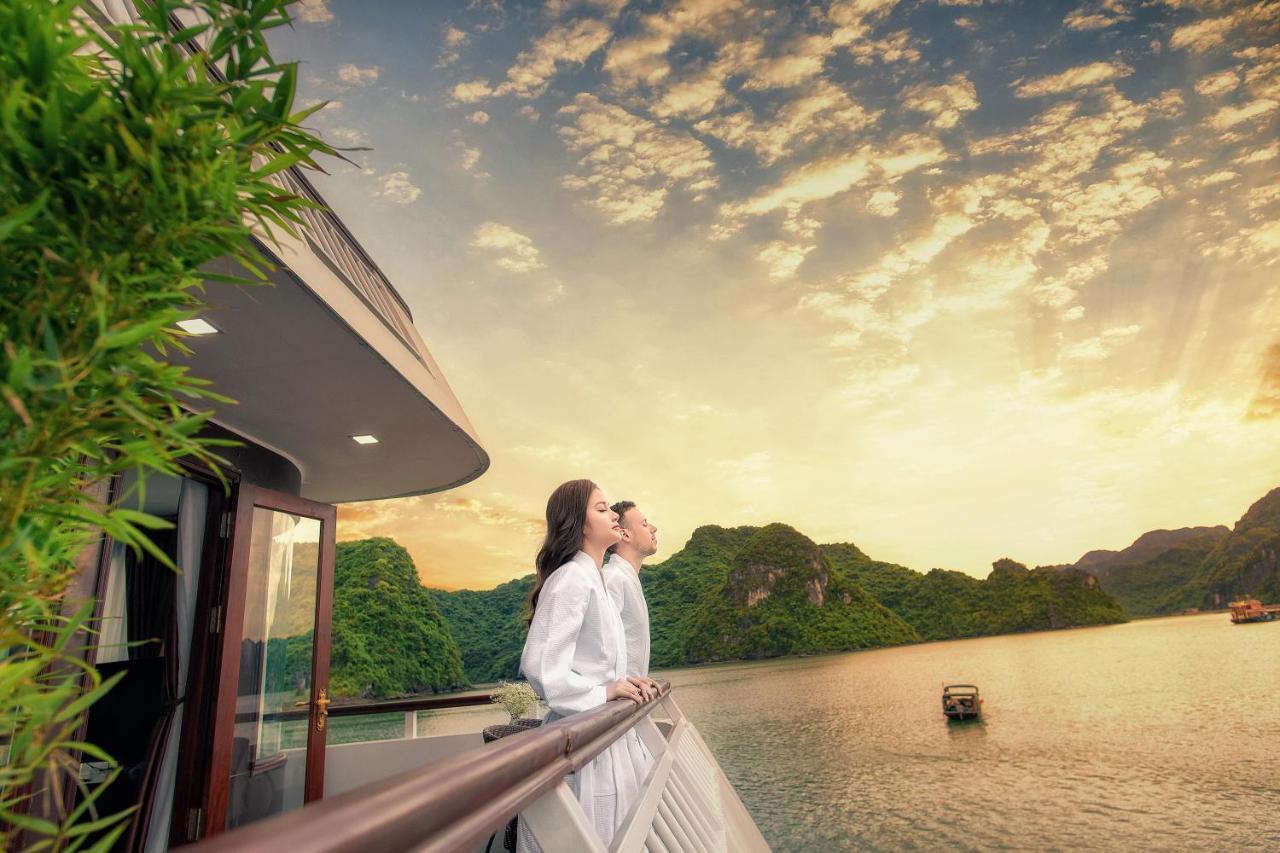 Hotel Dora Cruise By Hag à Hạ Long Extérieur photo