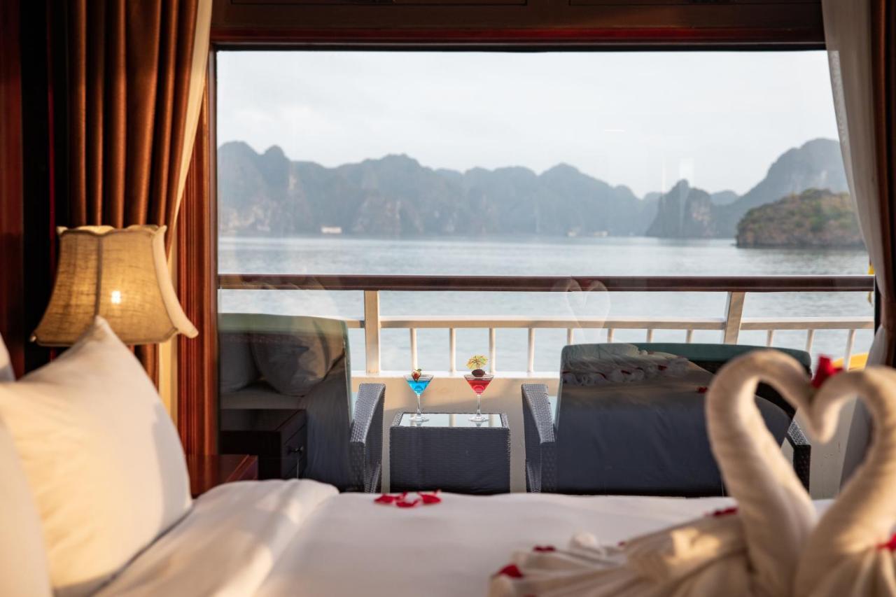 Hotel Dora Cruise By Hag à Hạ Long Extérieur photo